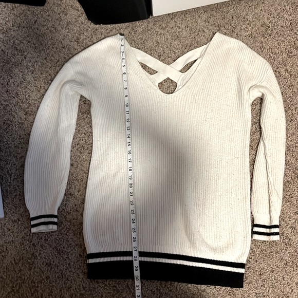 BP Nordstrom Double V White Knit Oversized Sweater Size Small - Picture 5 of 7